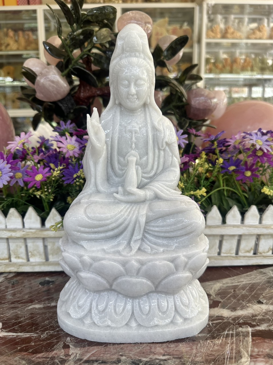 Tượng Phật Bà Quan Thế Âm Bồ Tát ngồi đài sen đá trắng - Cao 30 cm