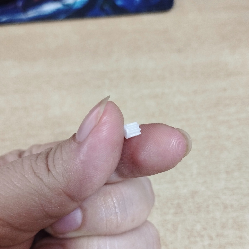 Bánh răng nhựa 8 răng đường kính 4mm cho trục động cơ E58 S168 JY019
