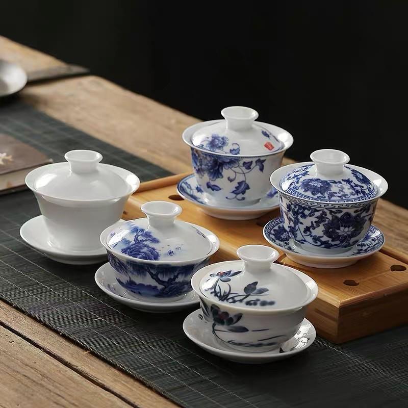 Chén trà có nắp cổ trang có sẵn