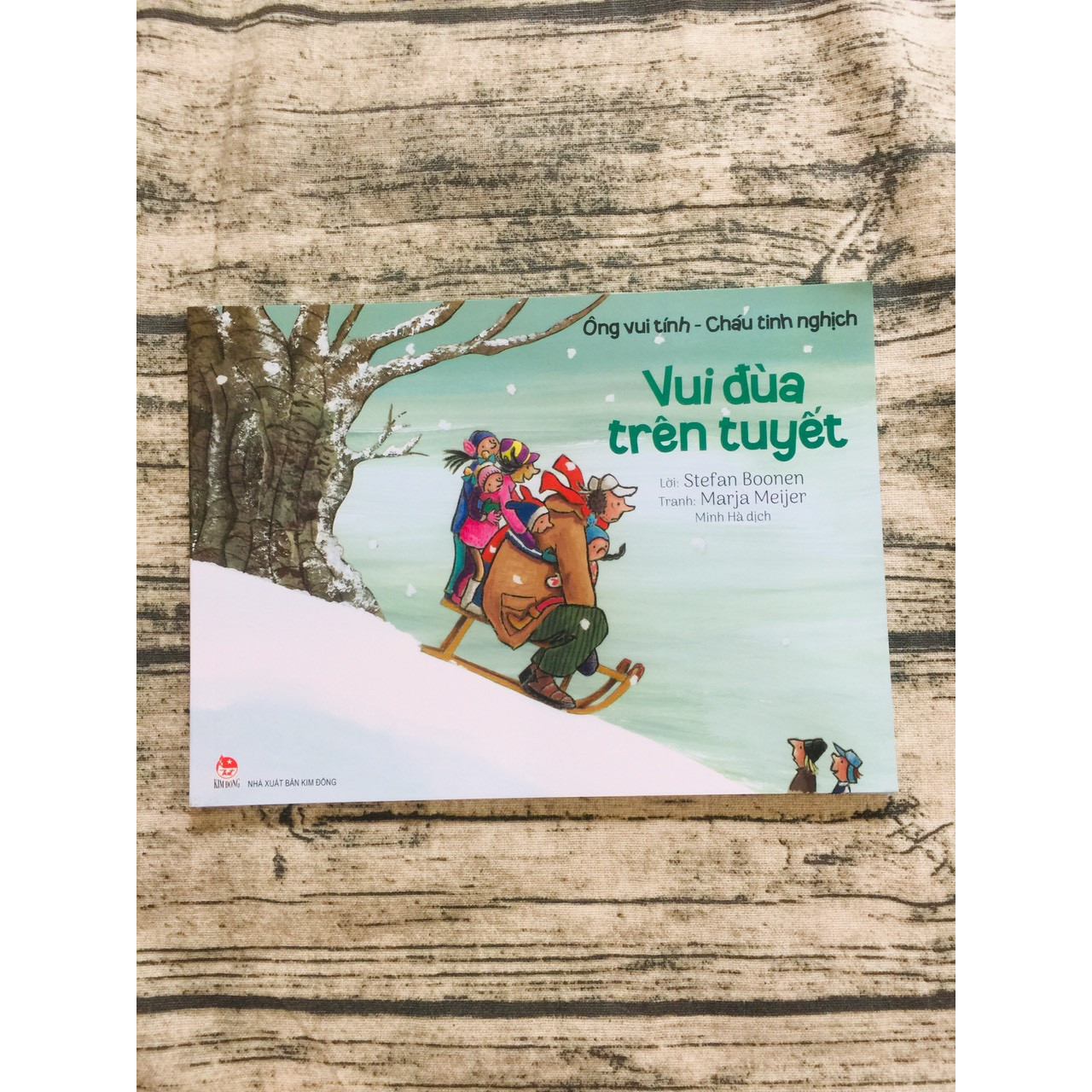 Ông Vui Tính - Cháu Tinh Nghịch: Vui Đùa Trên Tuyết