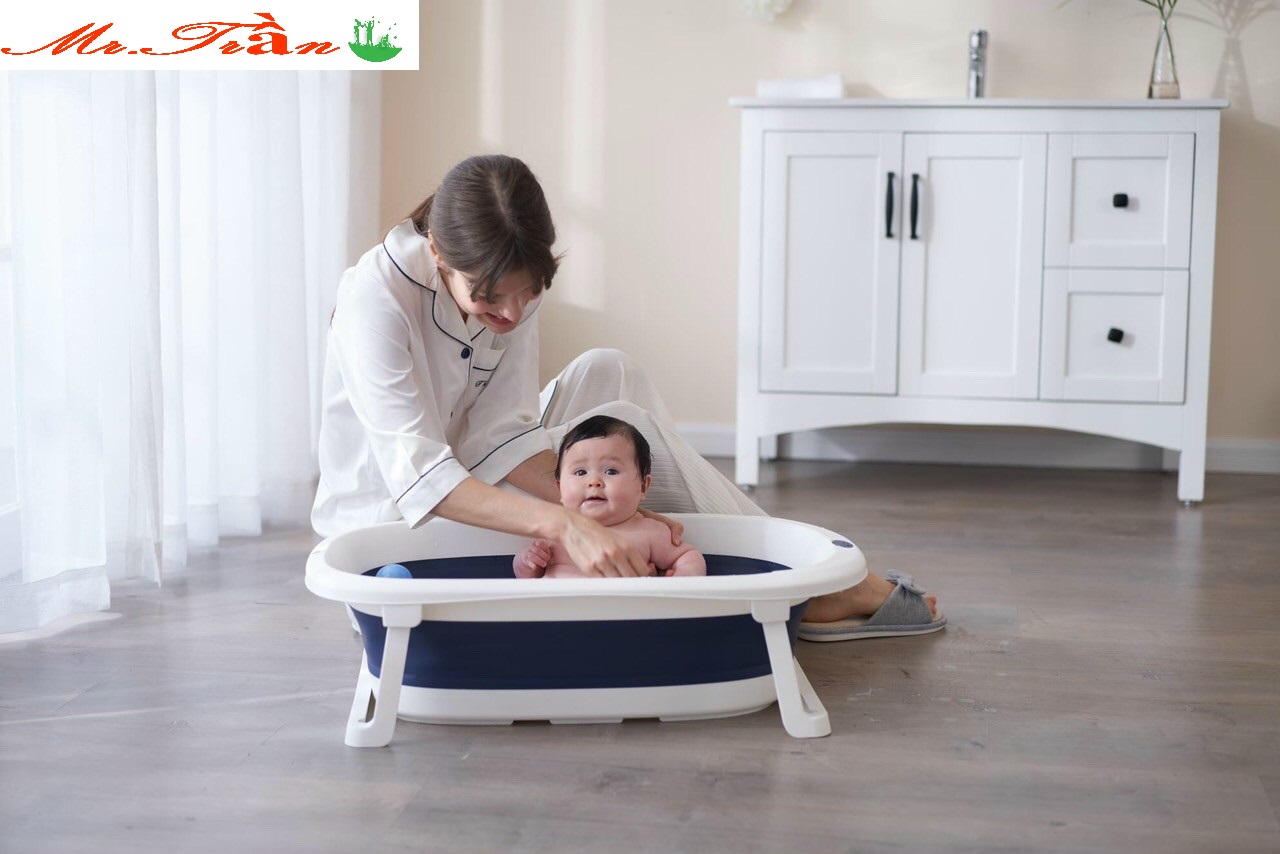 Bồn tắm gấp gọn cao cấp có kèm phao nằm cực chất cho con từ 0-7 tuổi
