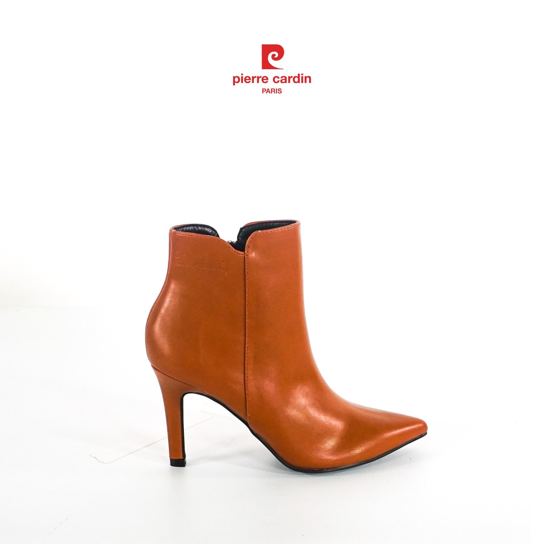 Giày boots nữ Pierre Cardin mũi nhọn, gót nhọn cao 3cm, chất liệu da cao cấp - PCWFWS 209