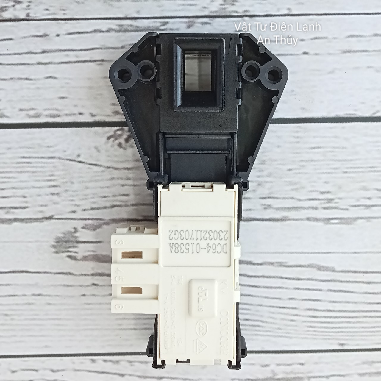 Công tắc khóa cửa máy giặt SAMSUNG DC64 - 01538A