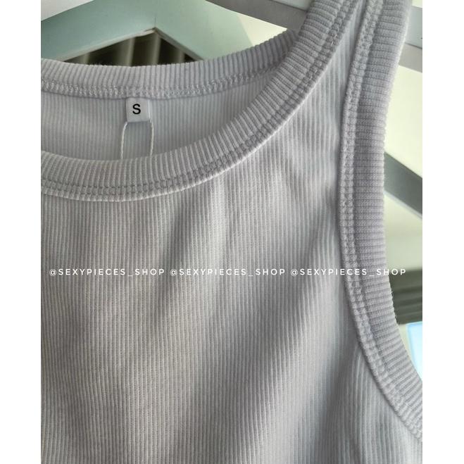 Áo croptop trắng ba lỗ