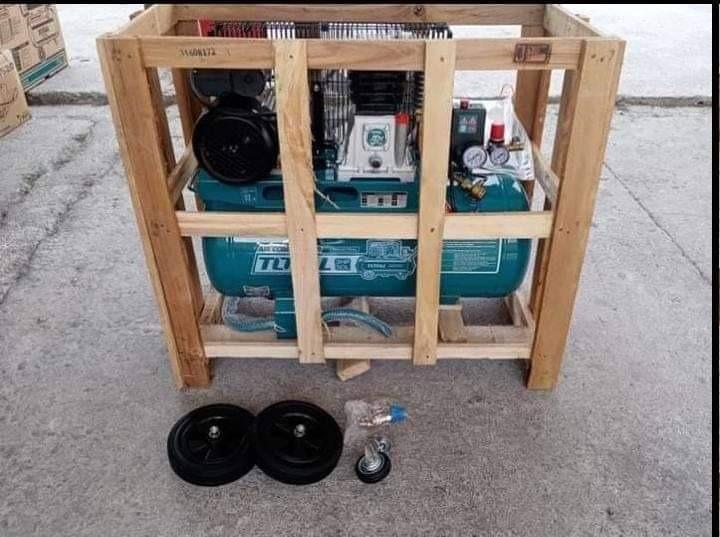 MÁY NÉN KHÍ KHÔNG DẦU DUNG TÍCH 50 LÍT 3.0HP TOTAL TC1300506 - HÀNG CHÍNH HÃNG