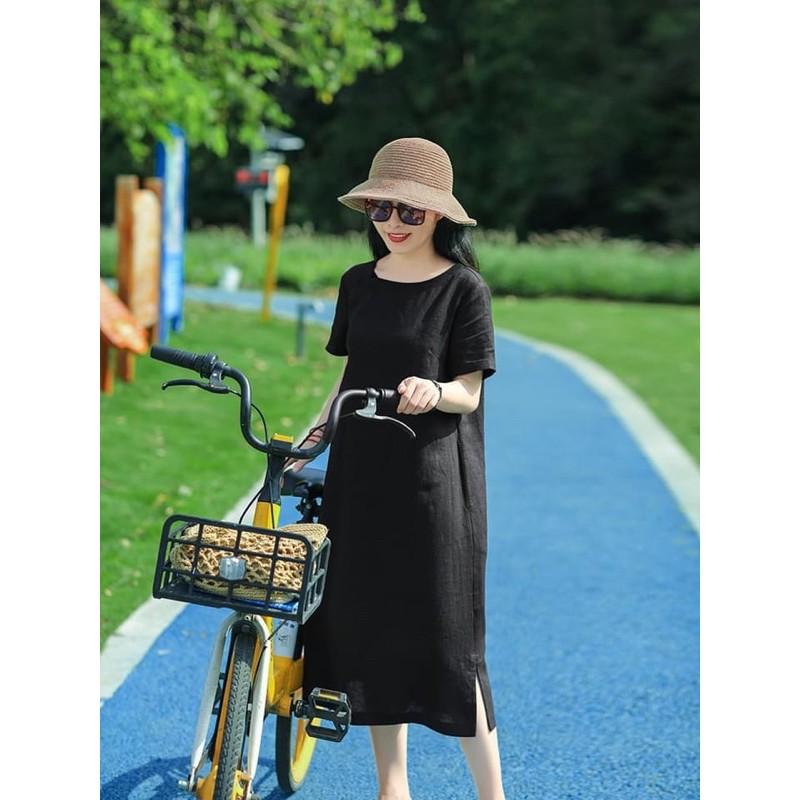 Đầm Nữ Dáng Suông Màu Đen Phong Cách