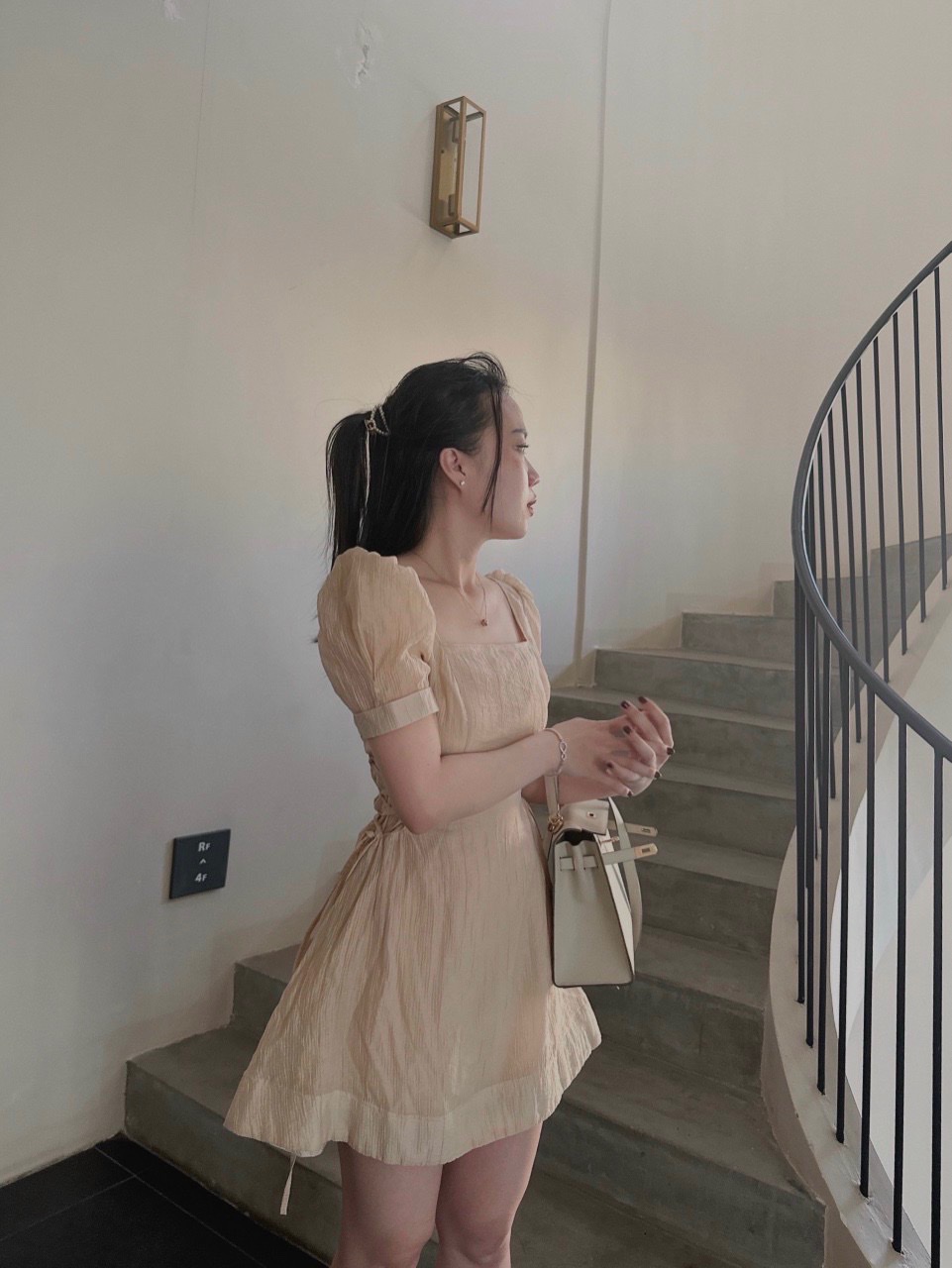 ĐẦM NGẮN CỔ U SUÔNG TRƠN XÒE DÂY ĐAN EO TAY NGẮN XẾP LY NHẸ ĐI BIỂN DẠO PHỐ DỰ TIỆC
