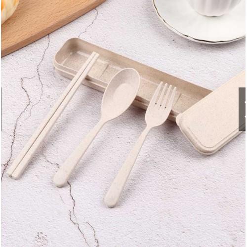 Bộ đũa thìa dĩa bằng nhựa lúa mạch kèm hộp đựng
