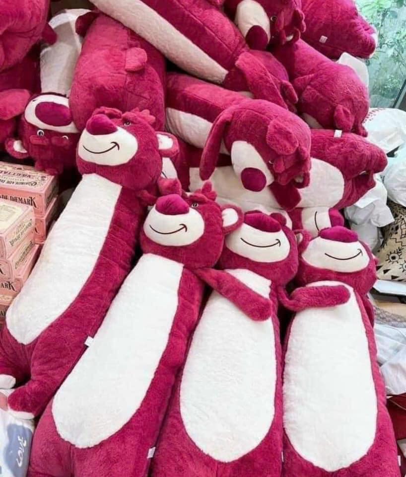 Gối ôm gấu dâu Lotso mẫu mới, gối ôm cho bé, gối ôm ngủ cao cấp hàng nhập khẩu size 70cm