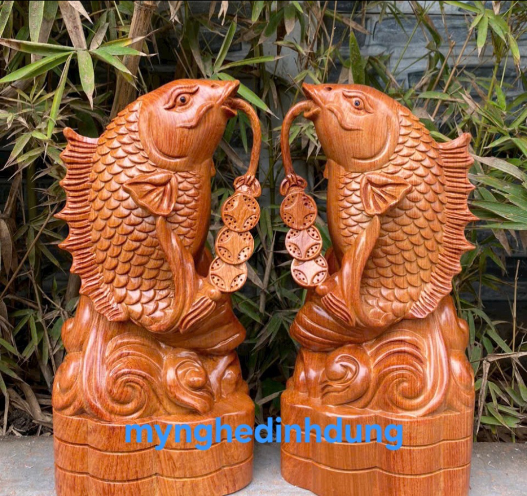 Cặp cá chép phong thủy bằng gỗ hương đá cao 30x15x9cm