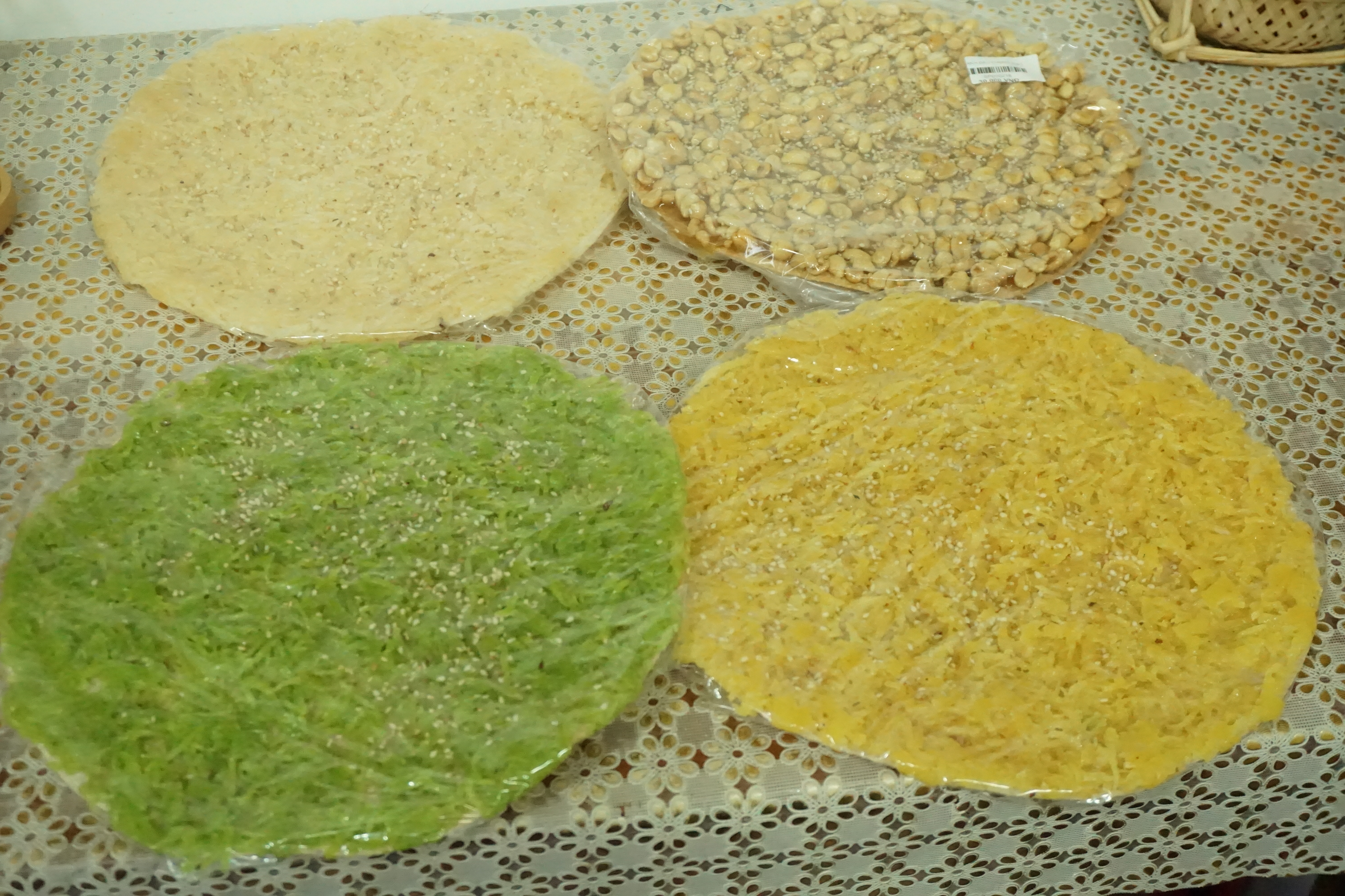 Đặc Sản Nha Trang -Bánh Tráng Dừa Non 3 Vị Seavy Gói 220gram