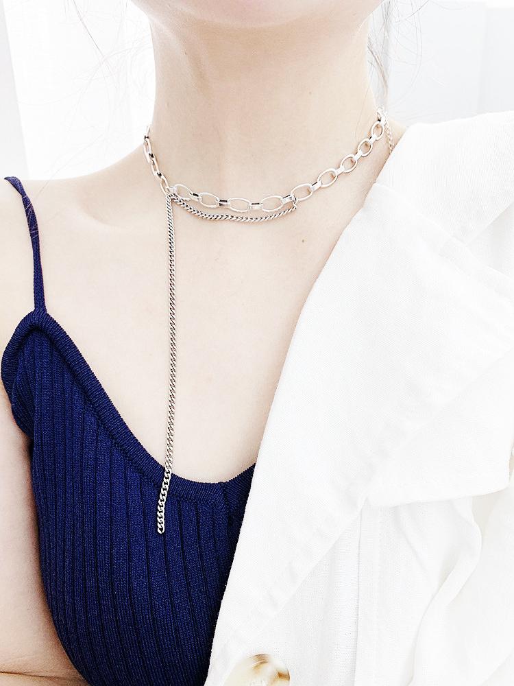 Dây chuyền titanium sáng bóng không đen bất đối xứng