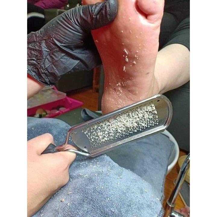 Cây Chà Gót Chân Inox Lỗ Nổi To Nhỏ Dài 27cm Bền Bén Làm Nail Tiện Lợi, Dụng Cụ Chà Gót cầm tay Loại Mới Cán Nhựa Cứng