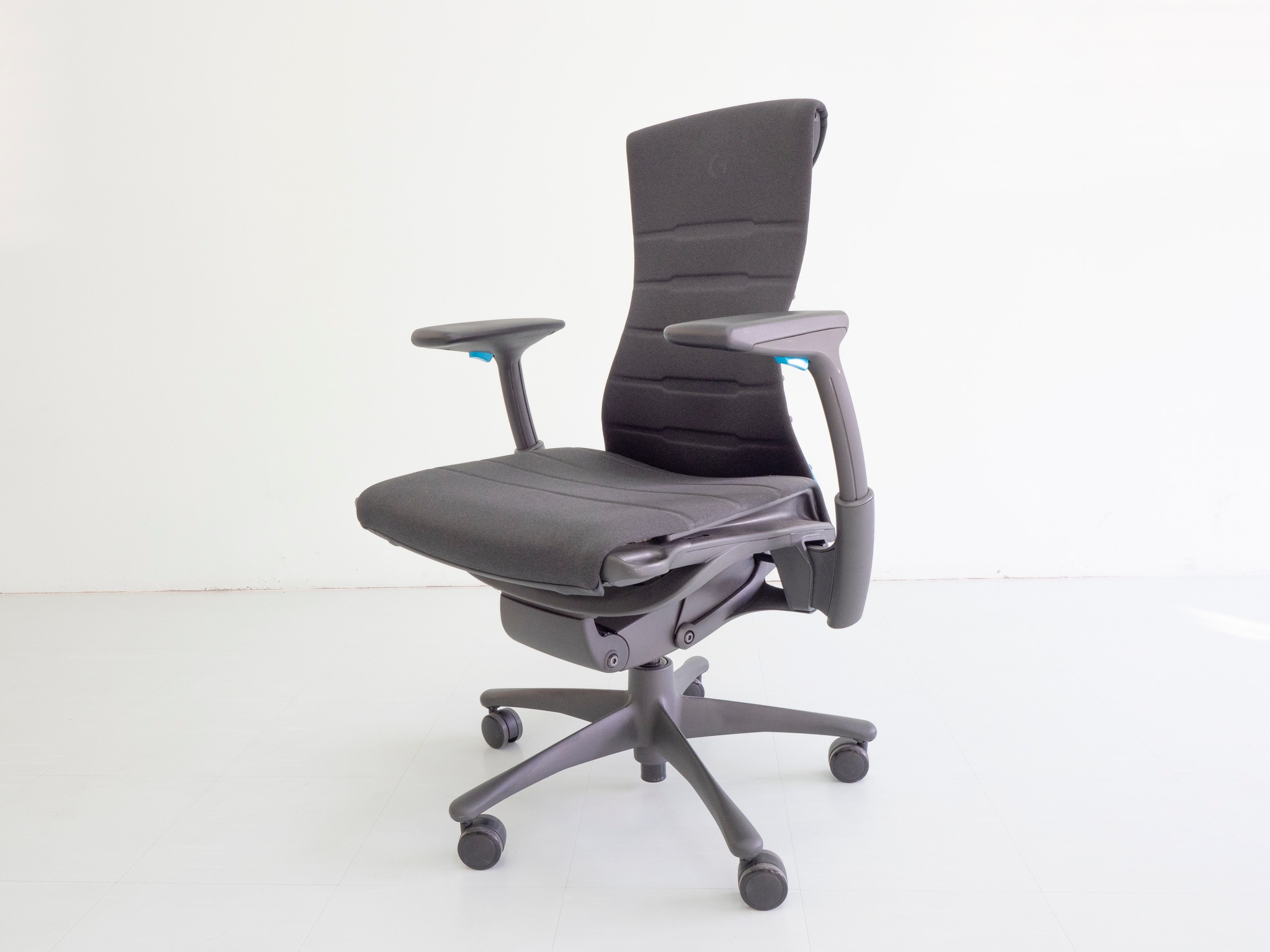 Ghế công thái học Cao Cấp Herman Miller Embody Lo.gitech G Gaming Ergohome - Bảo hành 1 năm