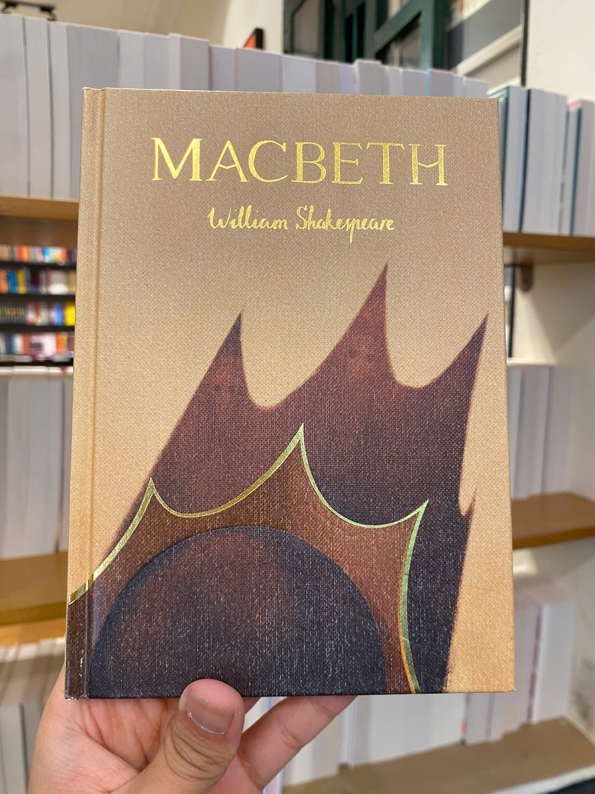 Sách - Macbeth by William Shakespeare | Classic Literature / Ngoại văn Kinh điển Nhập khẩu Bìa cứng