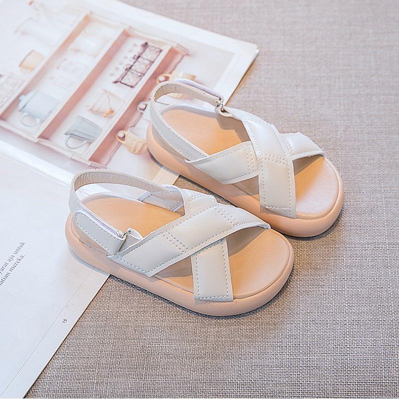 Giày sandal quai chéo đế bánh mì thời trang cho bé G837