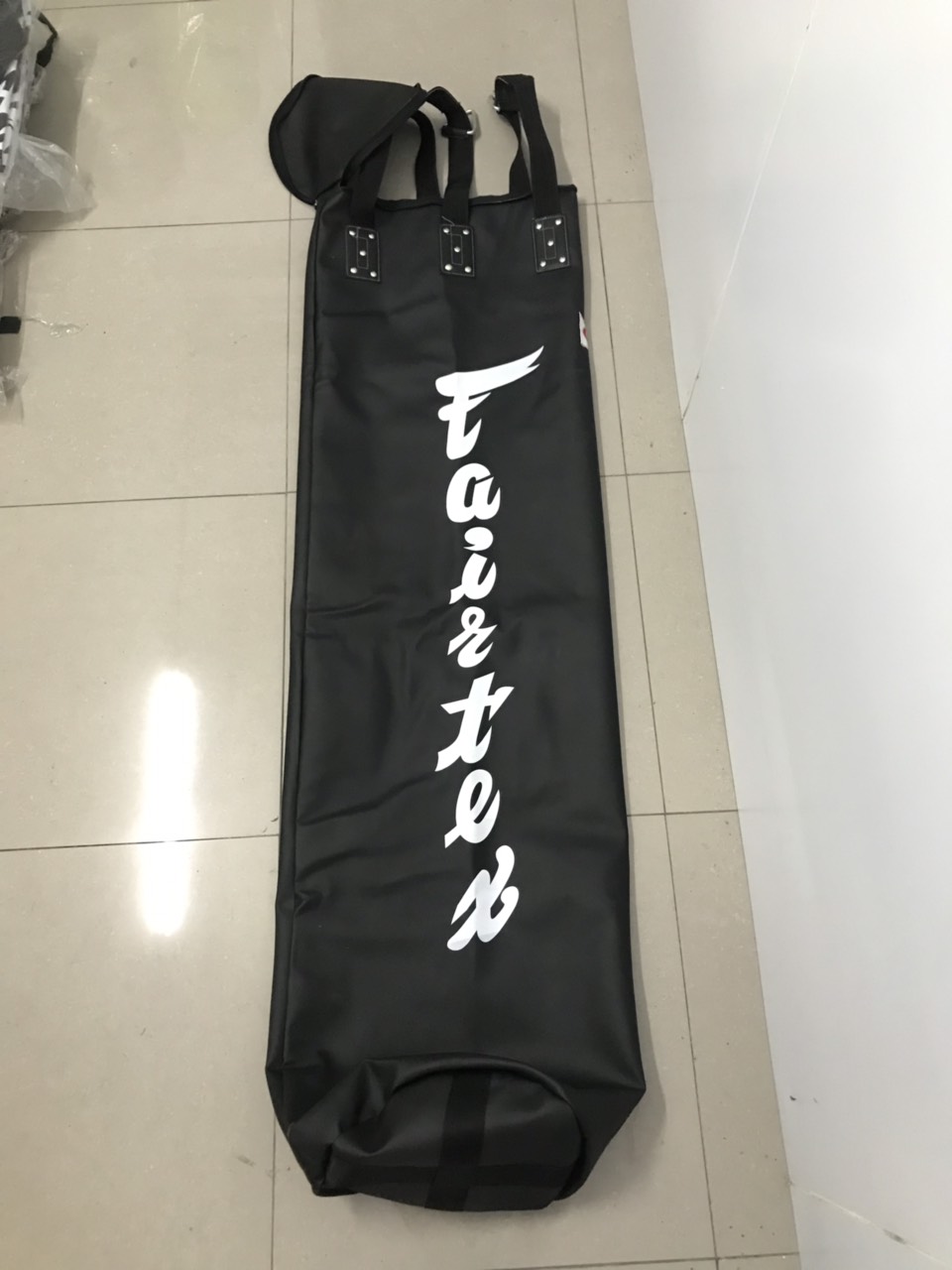 VỎ BAO CÁT BOXING FAIRTEX 1 LỚP CAO CẤP với chất liệu: Da PU tổng hợp cao cấp