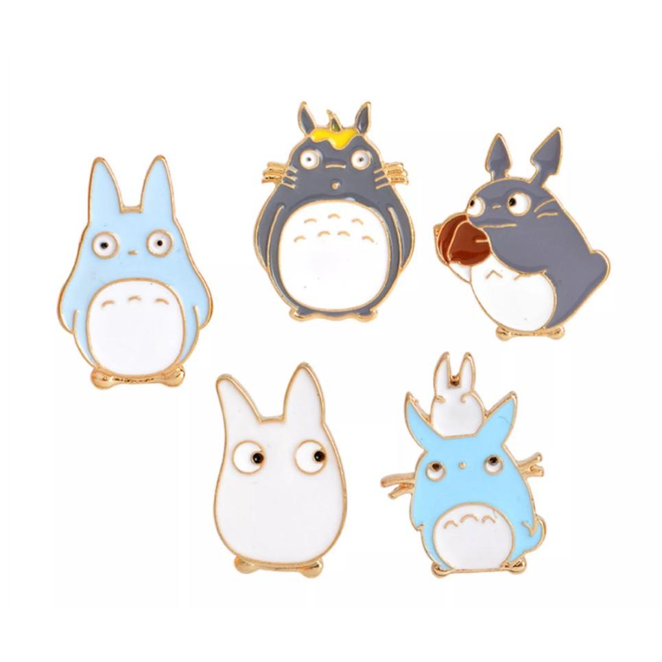 Ghim cài áo các nhân vật trong Totoro cho các wibu của Studio Ghibli