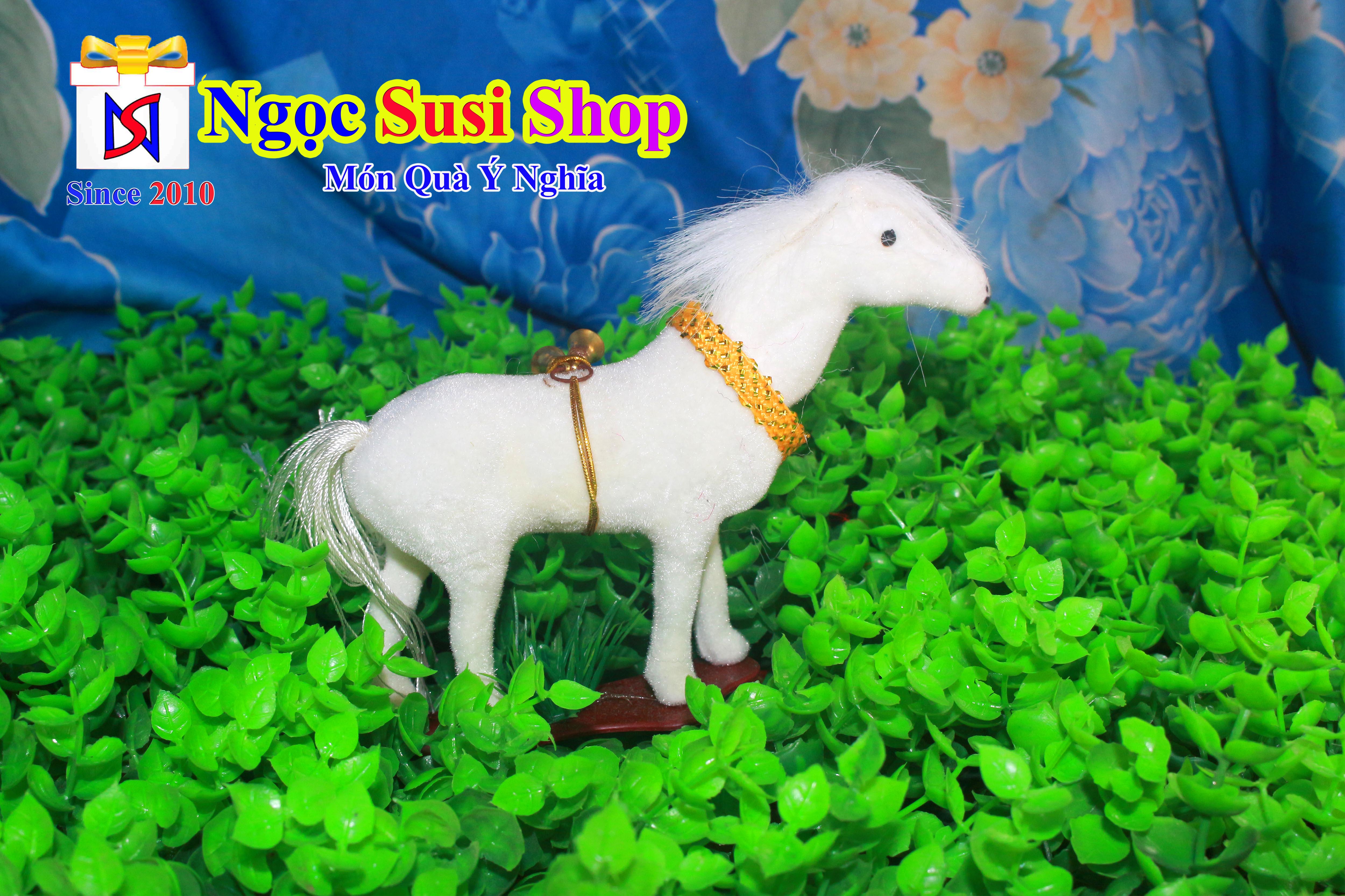 NGỰA LẮC ĐẦU ĐỂ XE HƠI Ô TÔ PHONG THỦY SIZE NHỎ - NGẪU NHIÊN MÀU