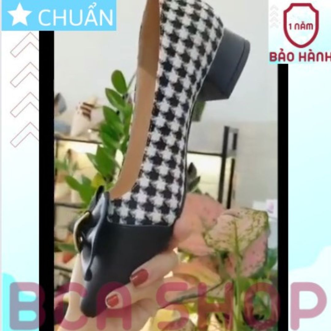 Giày Búp Bê Nữ 2p RO484 ROSATA Tại BCASHOP Mũi Nhọn Có Gắn Nơ Kèm Khóa Sành Điệu - Màu Đen