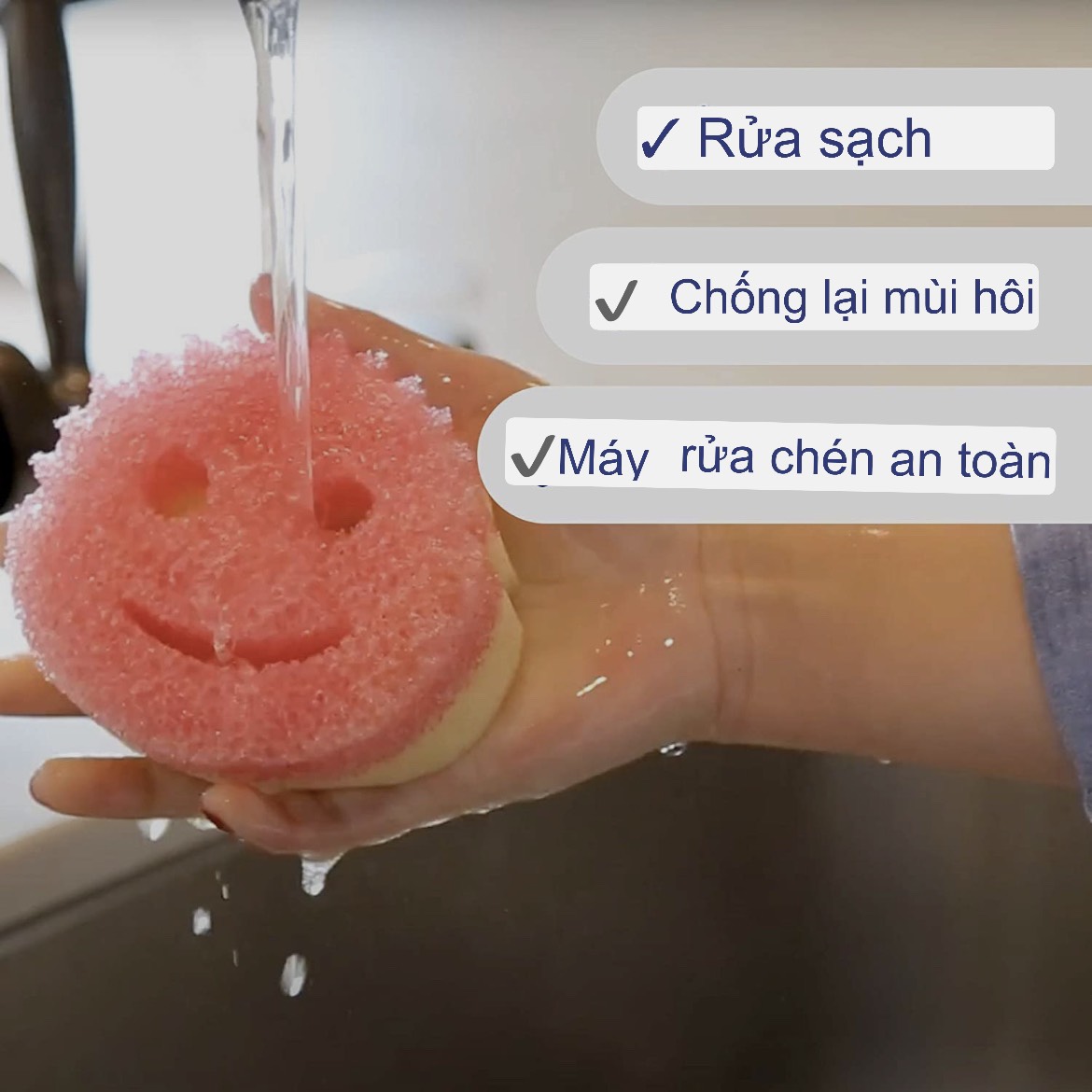 Miếng rửa chén Scrub Daddy SCRUB MOMMY màu hồng của Mỹ