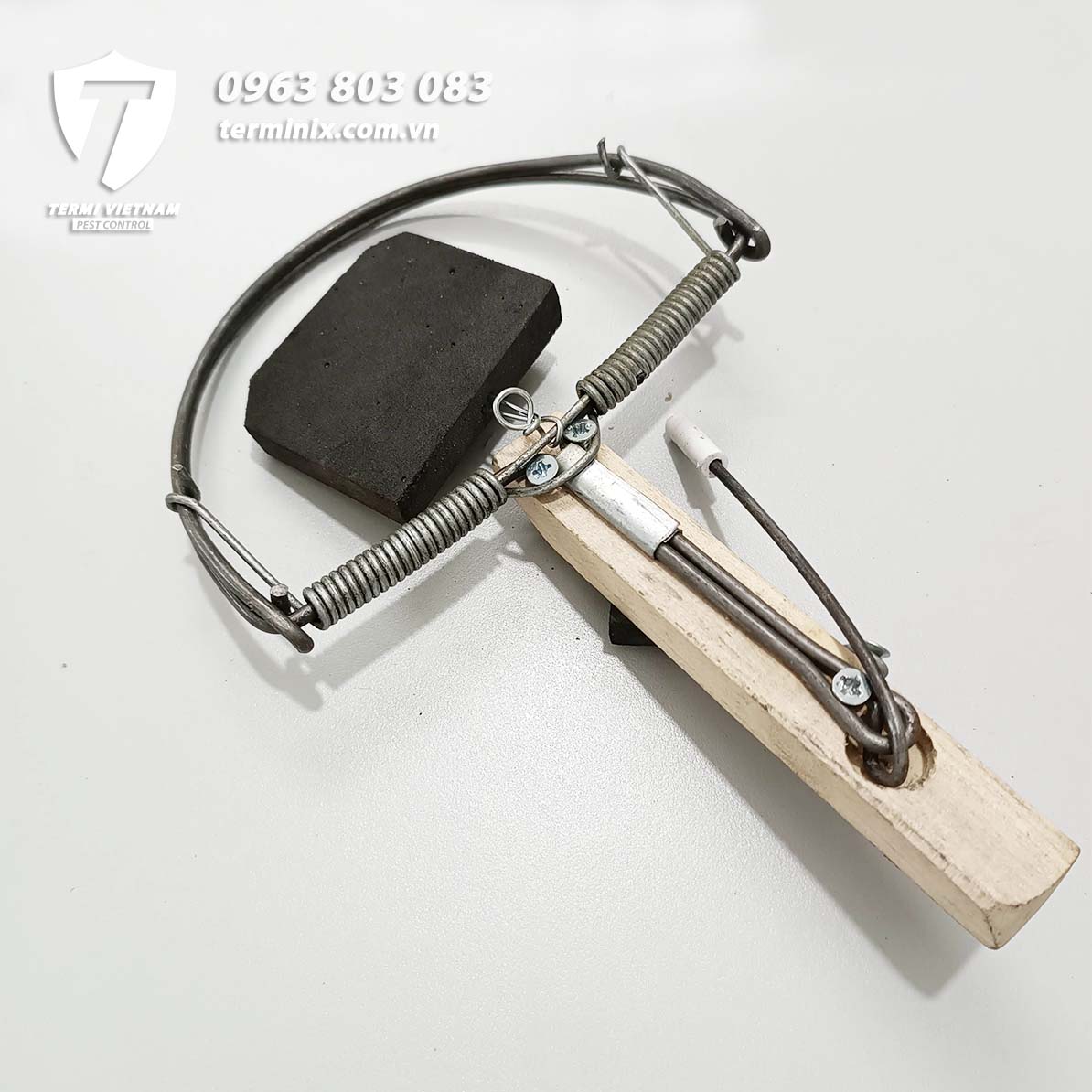 Bẫy chuột bán nguyệt siêu bền - Khung thép dẻo dai, cán gỗ chắc chắn - Sử dụng lâu dài