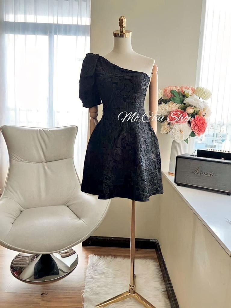 Đầm xòe gấm lệch vai nơ