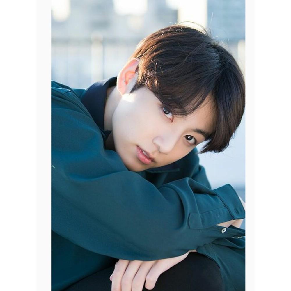 Áo  thun  in hình Jungkook thành viên BTS cổ tròn cá tính phong cách Hàn Quốc