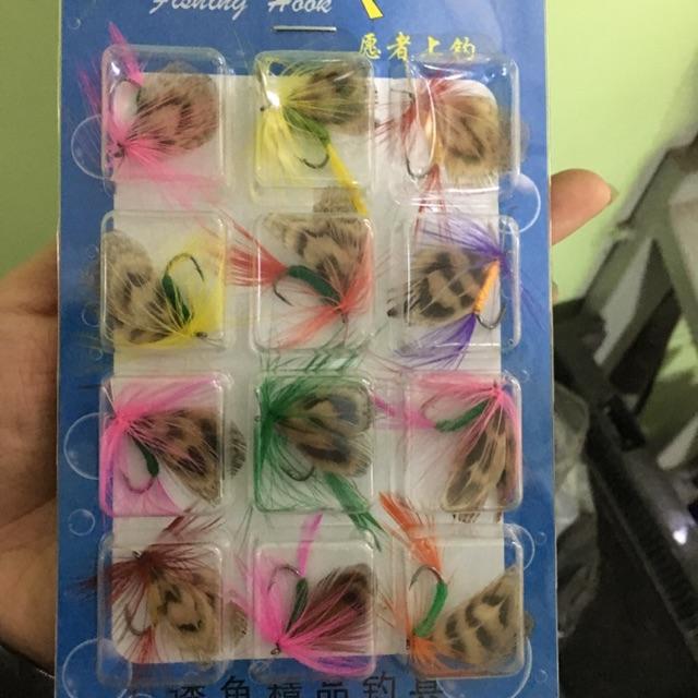 Mồi muỗi có gắn lông vũ