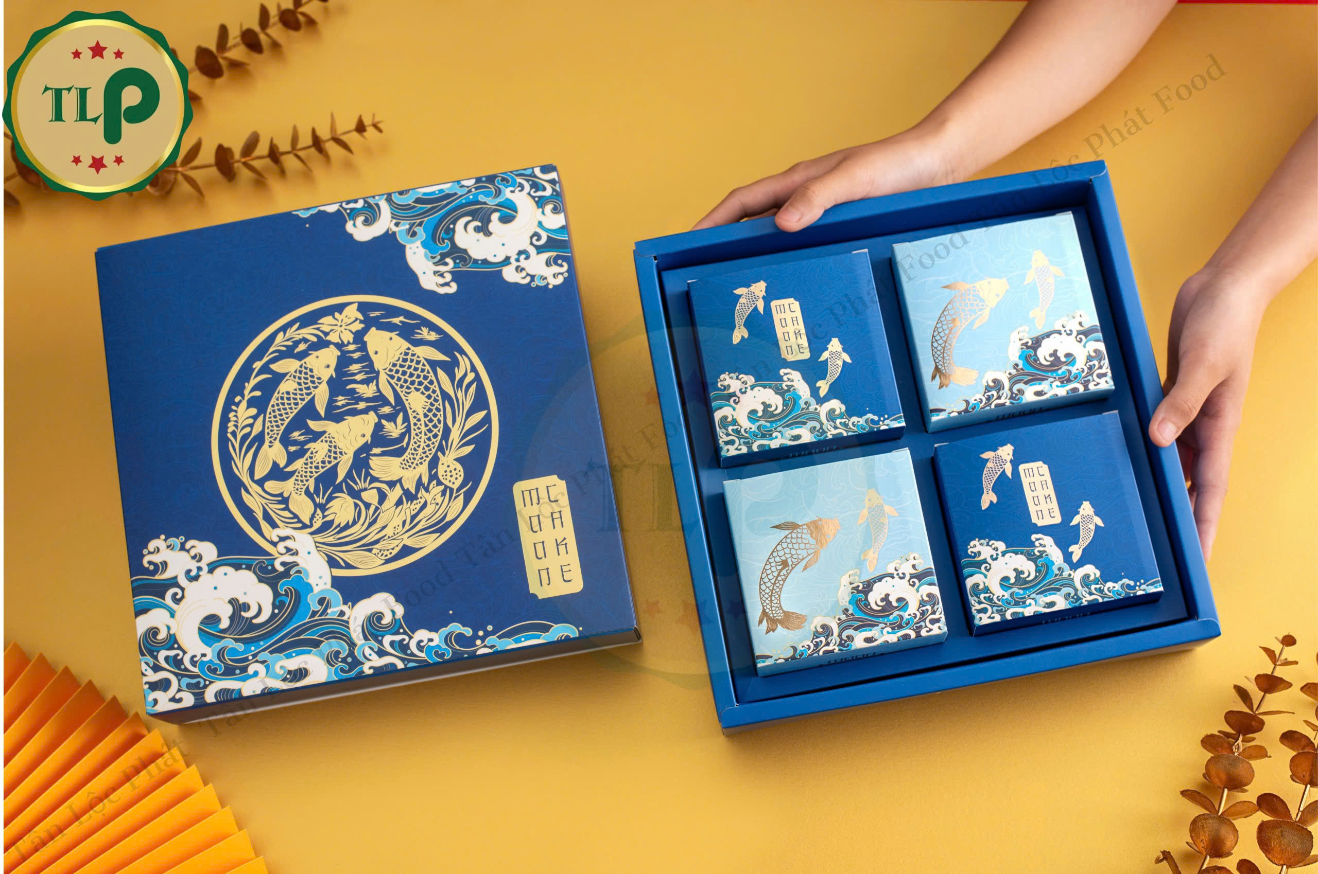 Hộp 4 bánh Trung Thu Tân Lộc Phát &quot;Trung Thu Đoàn Viên&quot; (4 bánh x 150g) Quà Tặng Trung Thu Đoàn Viên