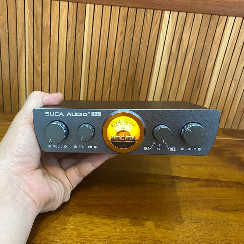 Amply SUCA AUDIO U7 -Đồng Hồ VU Bắt Mắt - Công Suất Khủng 300wx2 - Hàng Chính Hãng
