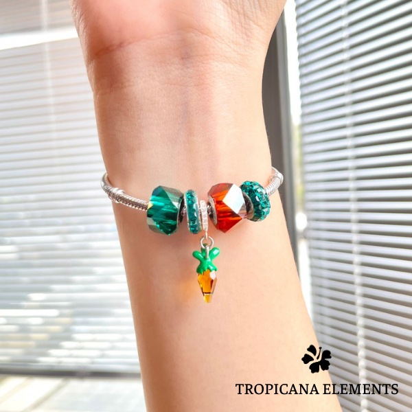 Vòng Tay Tropicana Phối Charm Swarovski Pha Lê Màu Xanh Lá Cà Rốt