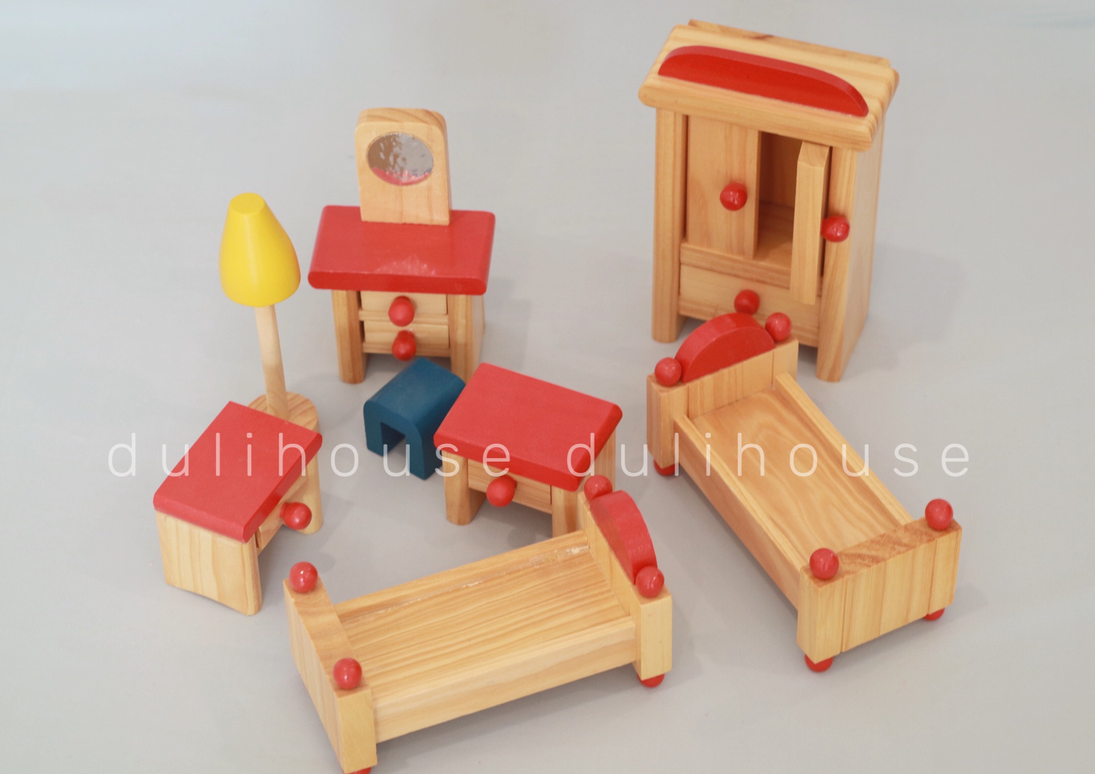 Đồ chơi gỗ cao cấp Phòng ngủ ba mẹ - Hỗ trợ khả năng nhận biết các đồ vật, tăng khả năng tư duy sáng tạo trong việc sắp xếp, sản xuất tại Việt Nam