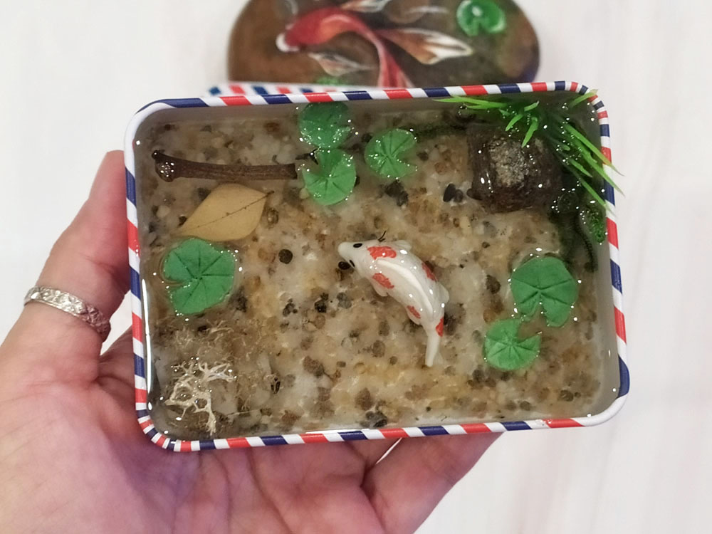 Tiểu cảnh cá handmade trong hộp thiếc