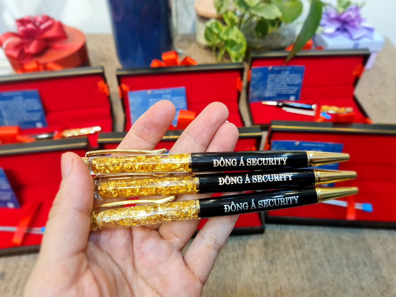 Bút ký vàng lá dạng mảnh MT Gold Art- Hàng chính hãng, trang trí nhà cửa, phòng làm việc, quà tặng sếp, đối tác, khách hàng, tân gia, khai trương