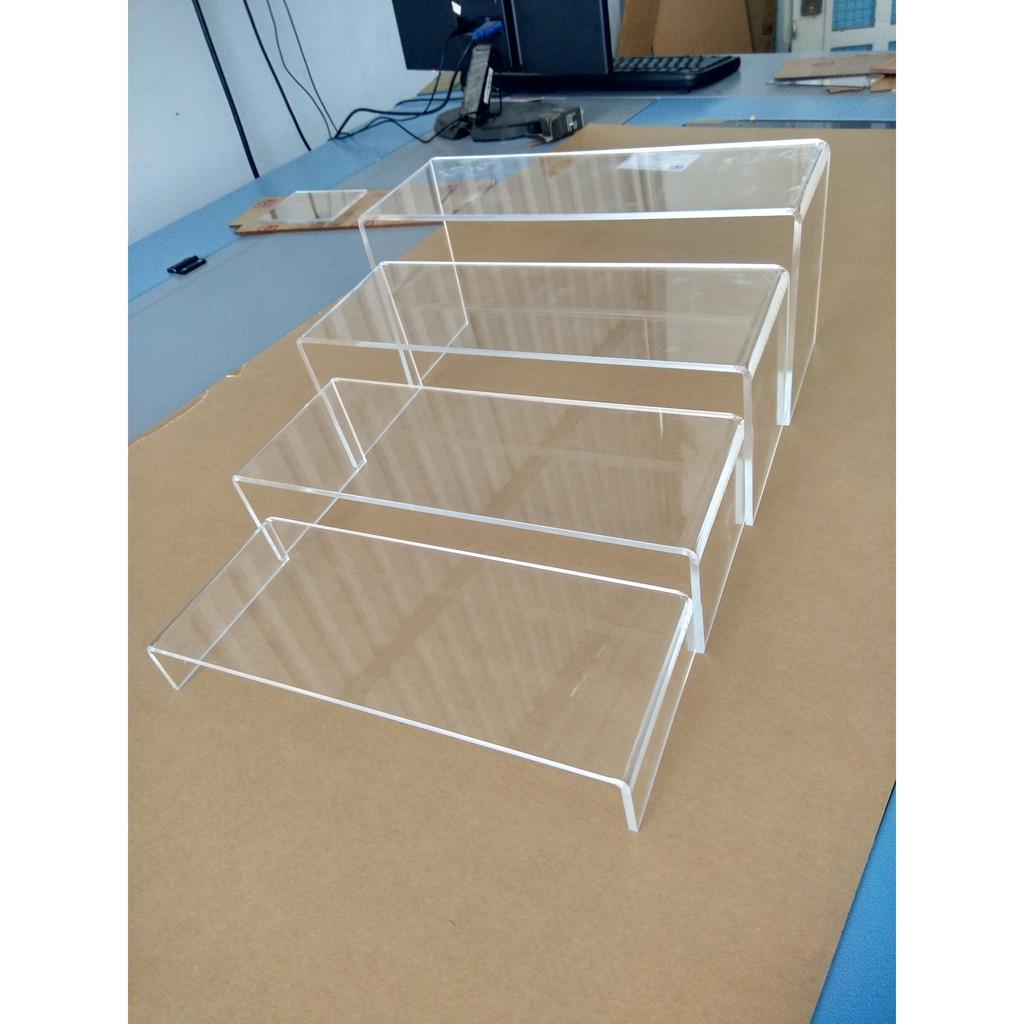 Kệ Mica TRONG SUỐT Chữ U - Dày 3 Ly