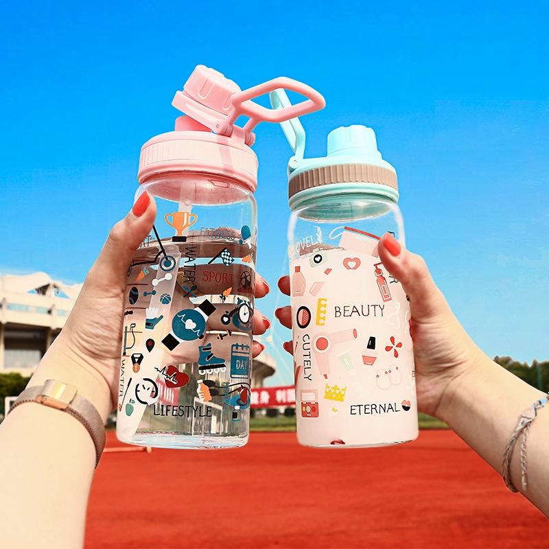 Bình Đựng Nước Thủy Tinh Hàn Quốc Cute Decor Nắp Vặn Có Ống Hút 450 ml - HUMI