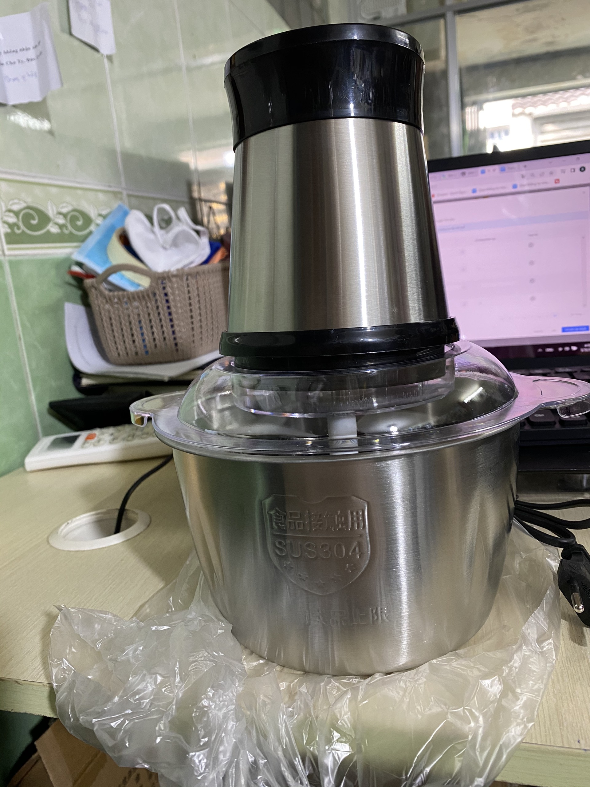 Máy xay thịt cối inox 304 đa năng 4 lưỡi dùng xay thịt, xay đá nhuyễn