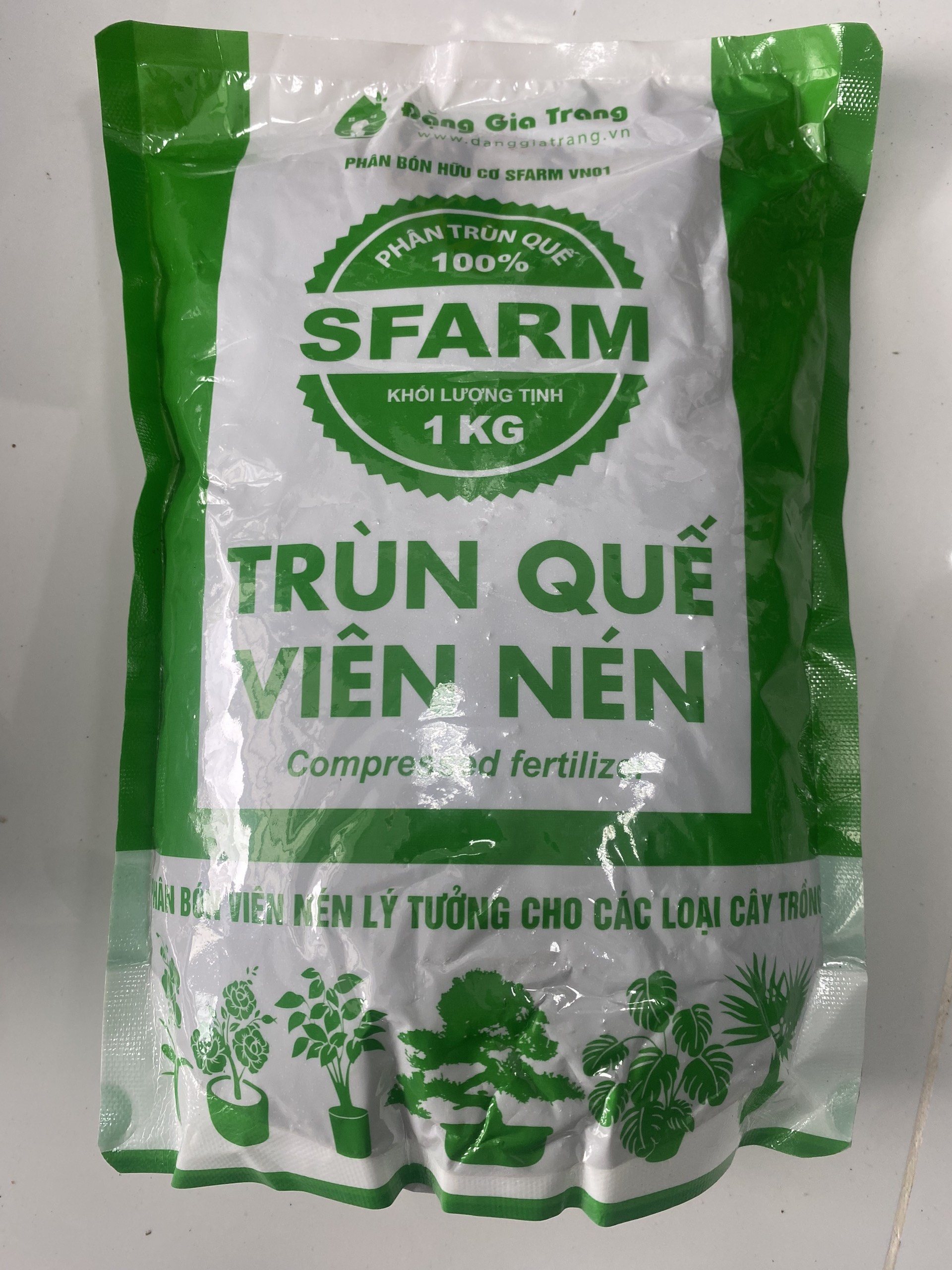 TRÙN QUẾ VIÊN NÉN 1KG | Phân Bón