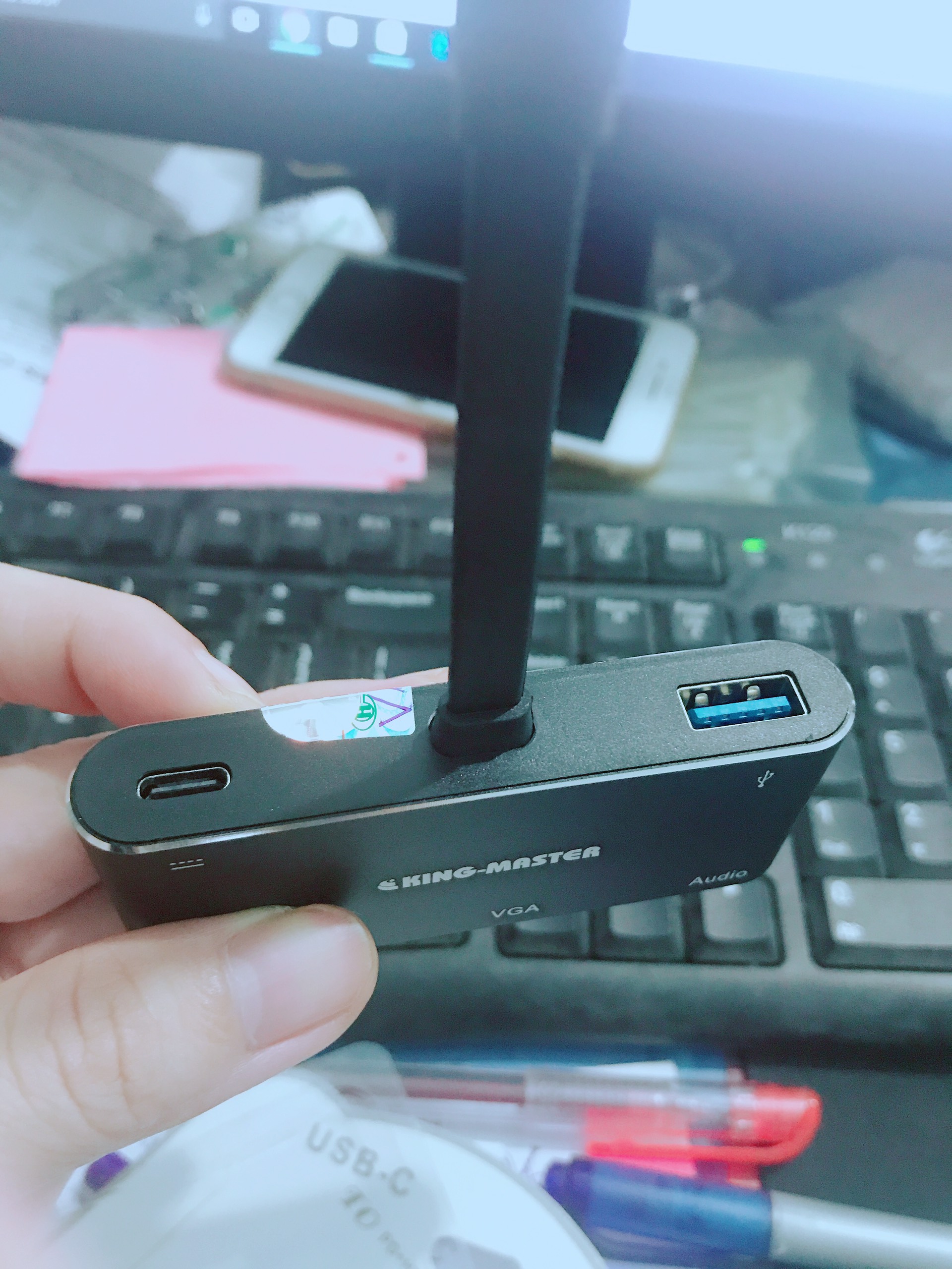 Hub Type-C ra Usb 3.0+Hdmi+Vga+Audio 5 in 1 KingMaster - hàng nhập khẩu