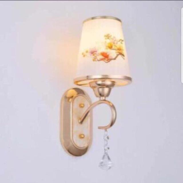 Đèn gắn tường 004