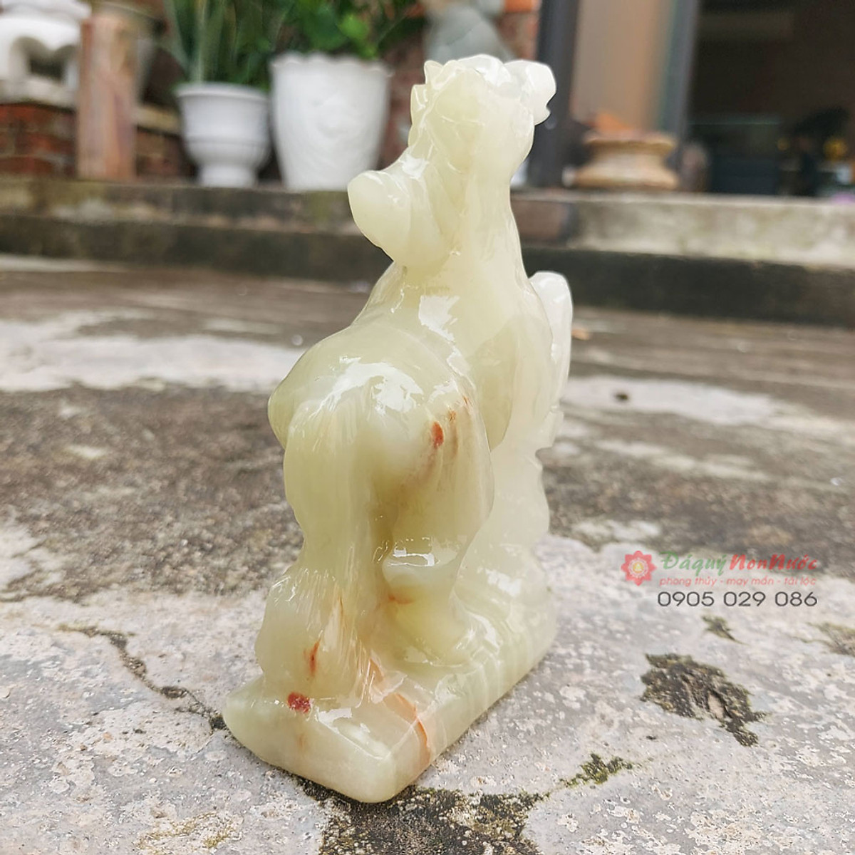 Tượng ngựa phong thủy 12 con giáp đá ngọc Pakistan 10cm