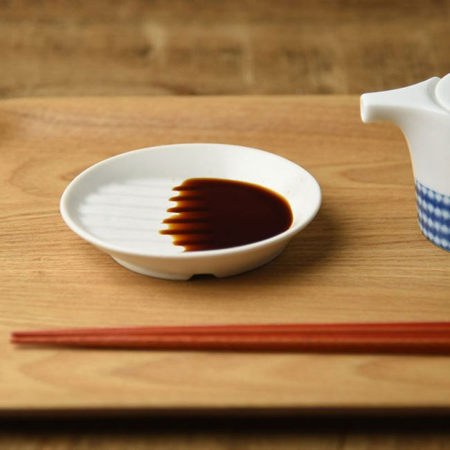 Đĩa nước tương núi Phú Sĩ đỏ Nội địa Nhật Bản