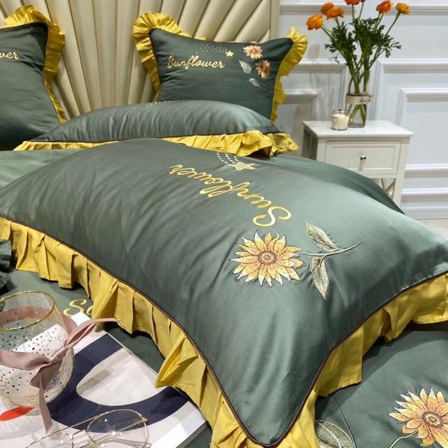 Bộ chăn ga gối Lụa thêu 60s cao cấp 6 món tặng kèm 1 gối trang trí