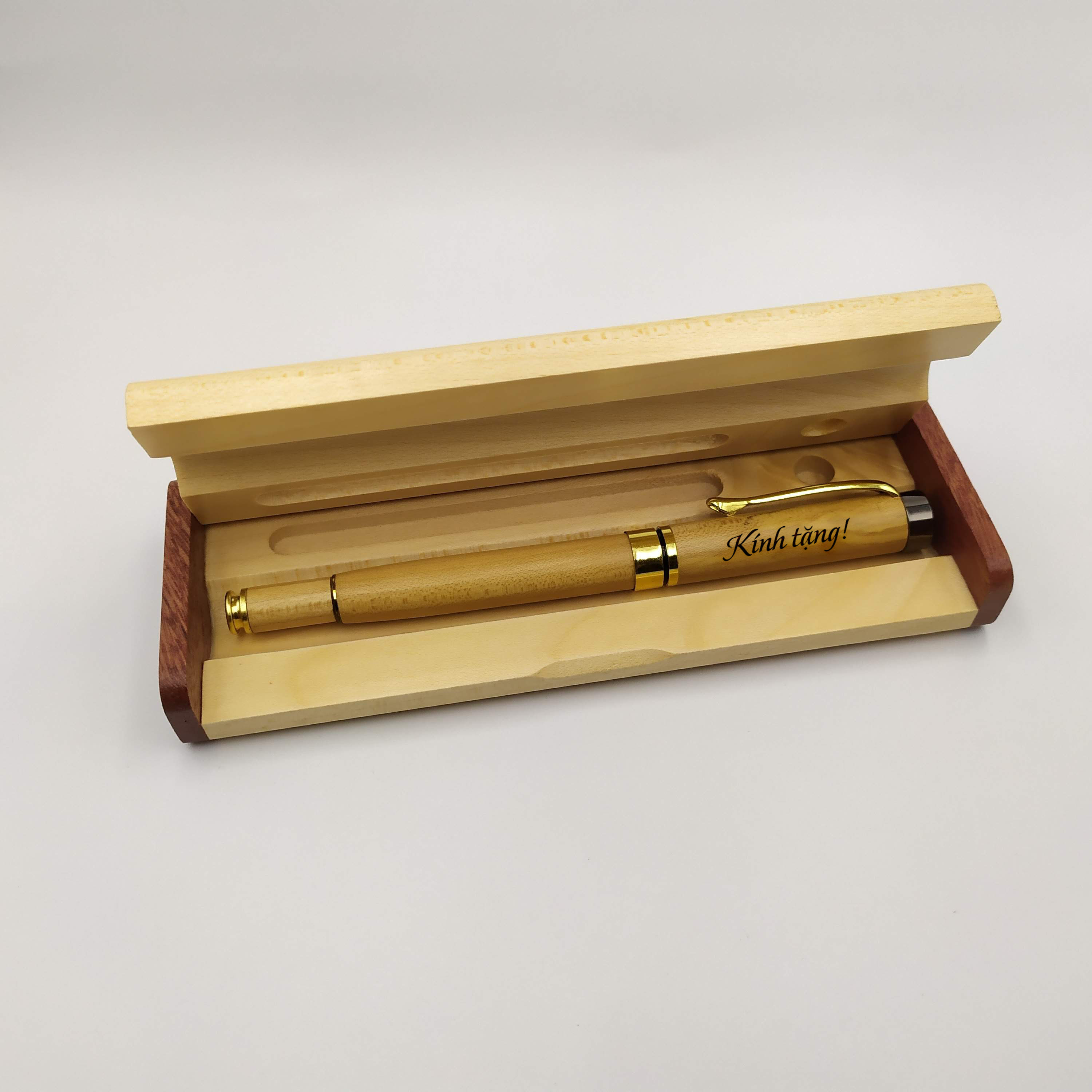 Bộ bút gỗ cao cấp tặng Thầy Cô - mẫu 01 (Kèm hộp đựng sang trọng)