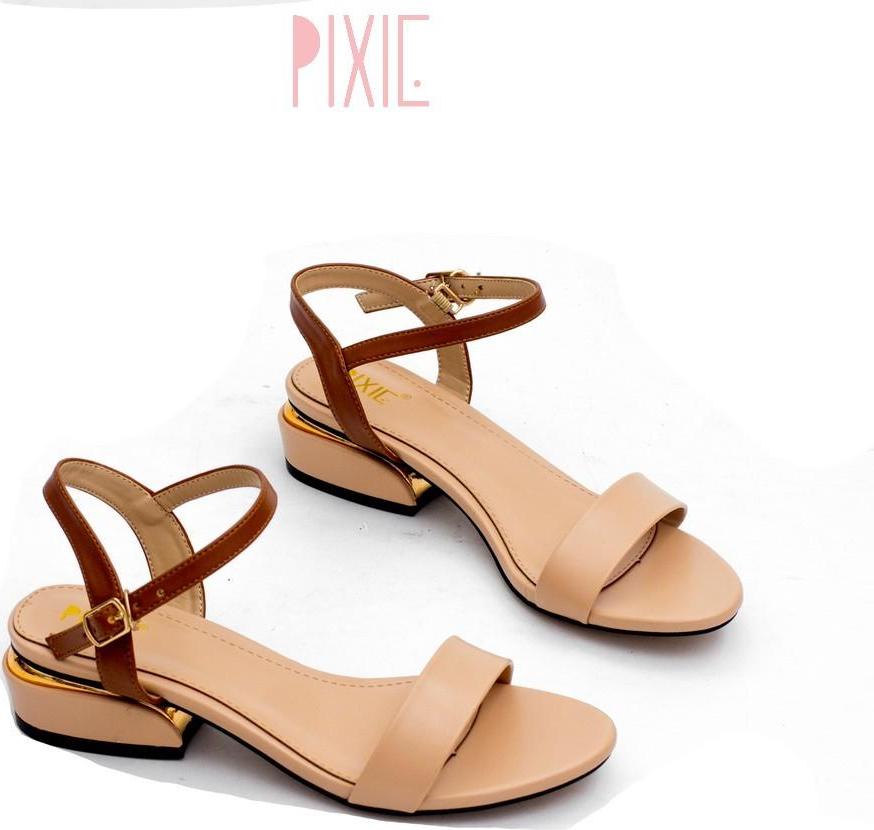 Giày Sandal 3cm Quai Mảnh Đế Vuông Viền Kim Loại Pixie X429