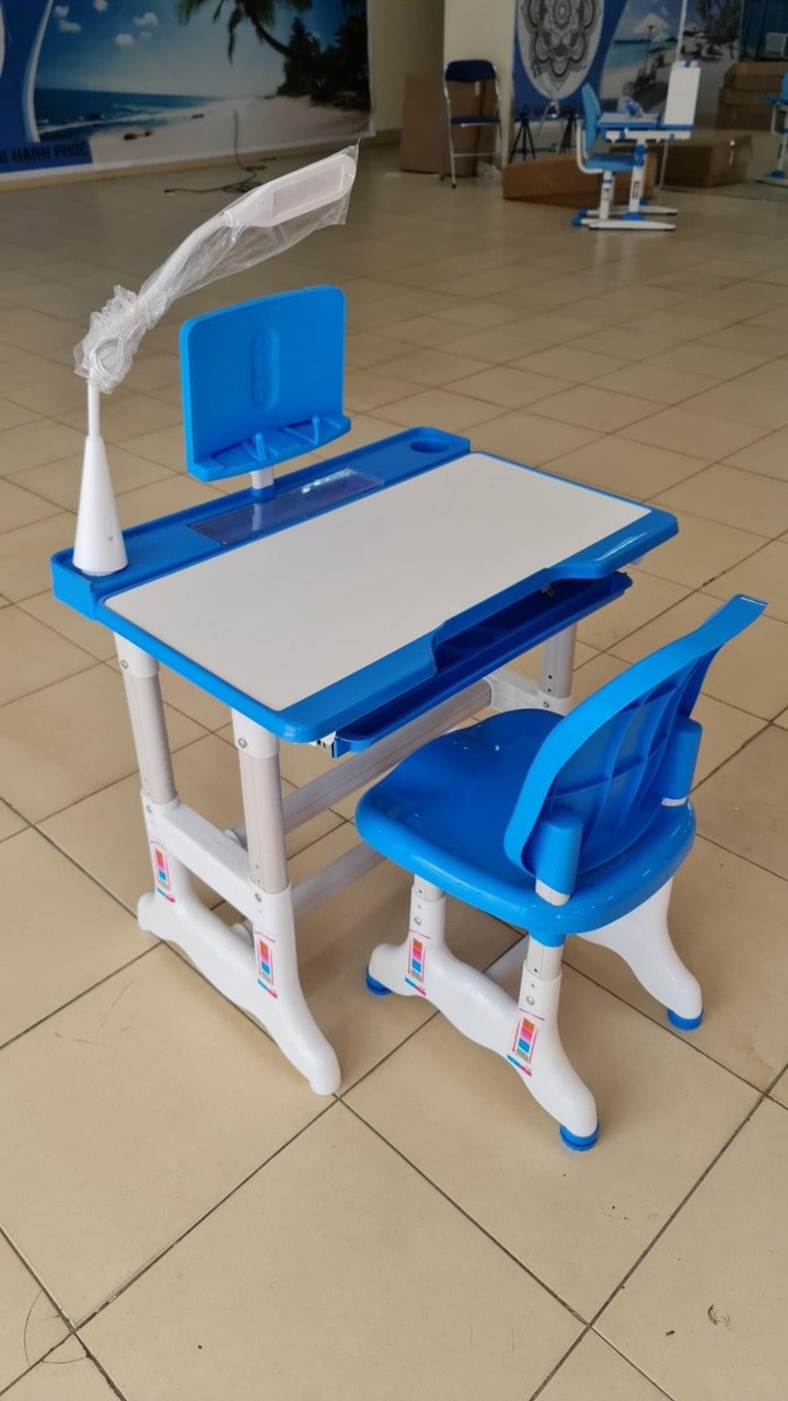 bộ bàn ghế học sinh thông minh B02 và B05, bàn học chống gù chống cận cho bé có thể điều chỉnh độ cao