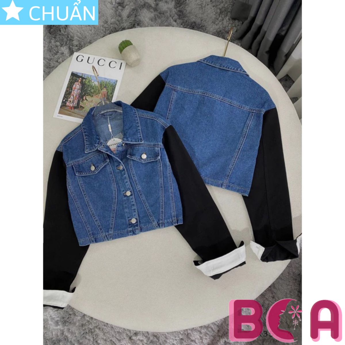 Áo khoác Jeans nữ K38 ROSATA thời trang cá tính với tay phối màu đen, kết hợp lai tay trắng có thể thay đổi phong cách