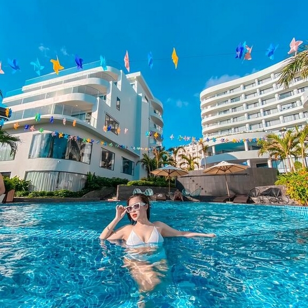 Sunset Beach Resort & Spa 4* Phú Quốc - Buffet Sáng, 02 Hồ Bơi Vô Cực, Bãi Biển Riêng, Đón Tiễn Sân Bay, Bar Ngắm Hoàng Hôn Cực Đẹp, Ngay Trung Tâm Dương Đông