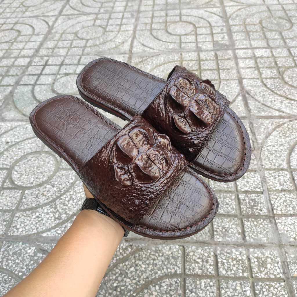 Dép ngang Gù cá sấu rất đẹp!